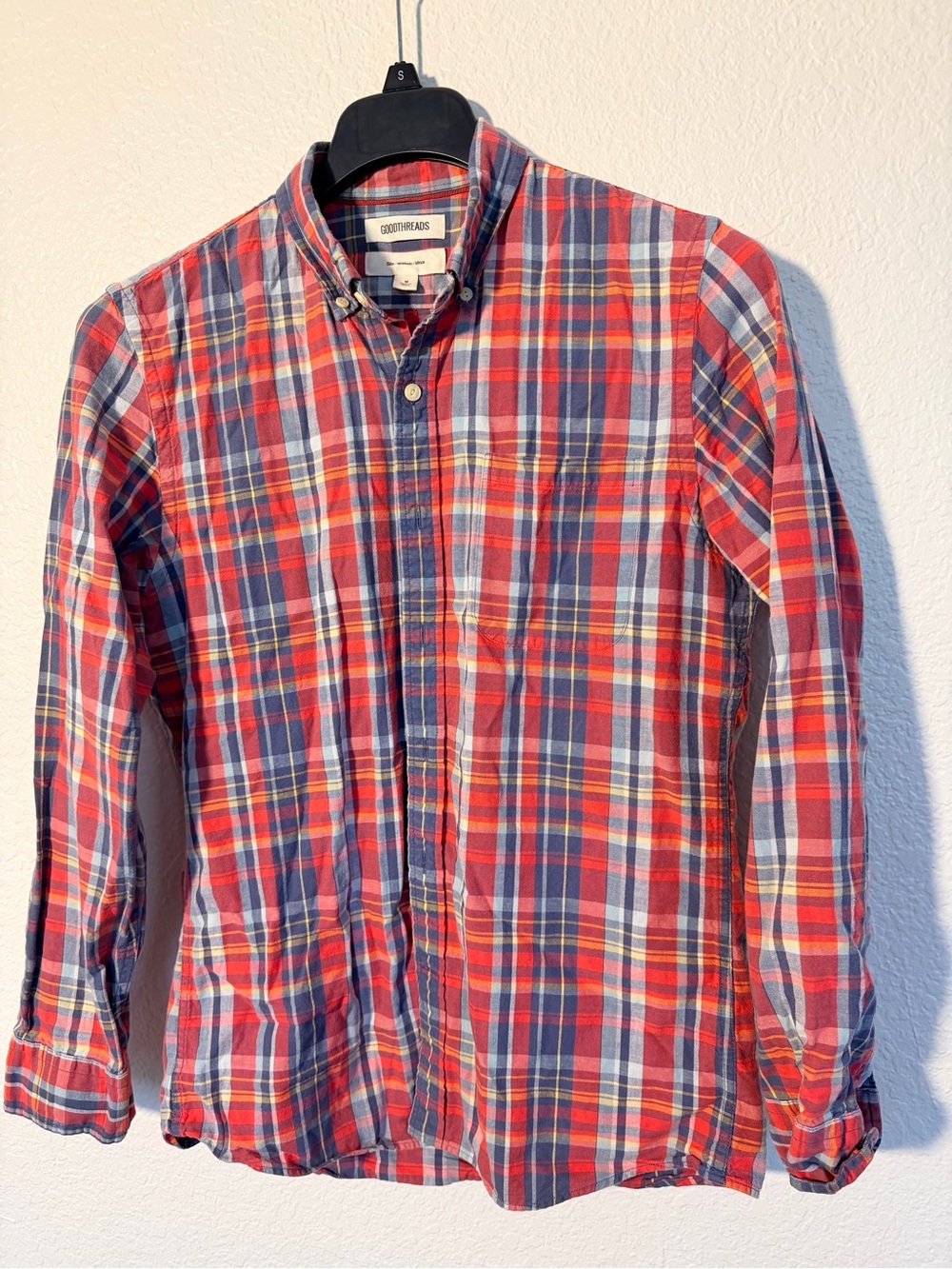 Goodthreads Men's Red and Blue Plaid Button-Down Shirt